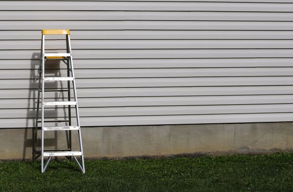 Cost of Siding Service in Saint Joseph