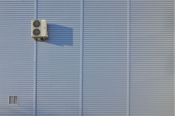 Cost of Flat Metal Siding Installation in Saint Joseph