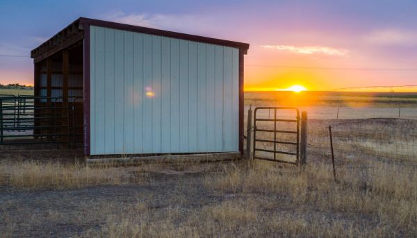 Cost of Pole Building Siding Service in Saint Joseph